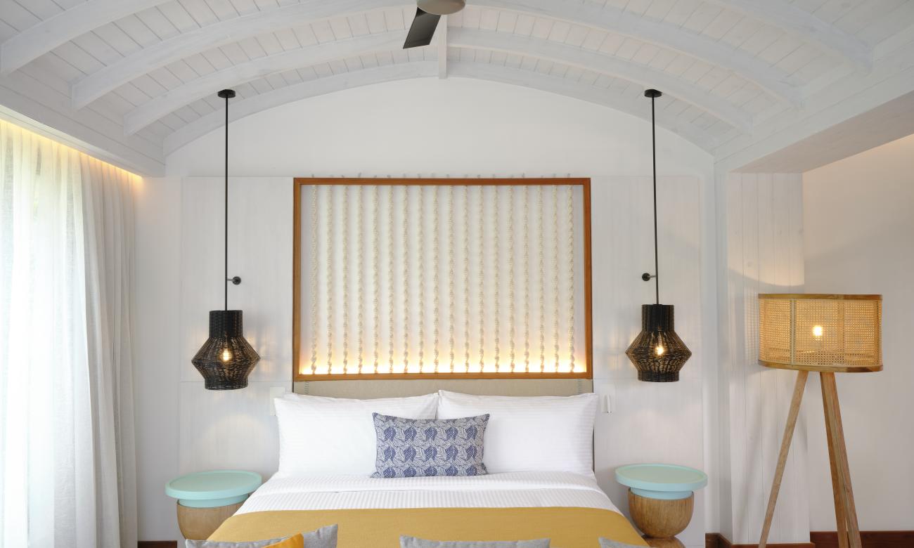 King Size Bed in Senior Suite